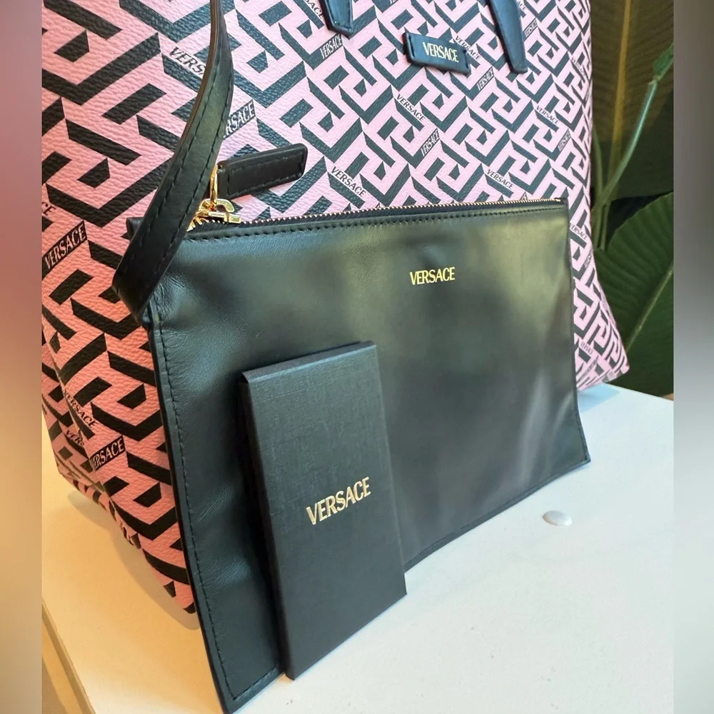 Versace ‘La Greca’ Signature Tote - Picture 8 of 10